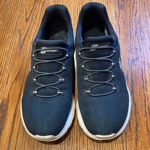 Sketchers slip on sneakers